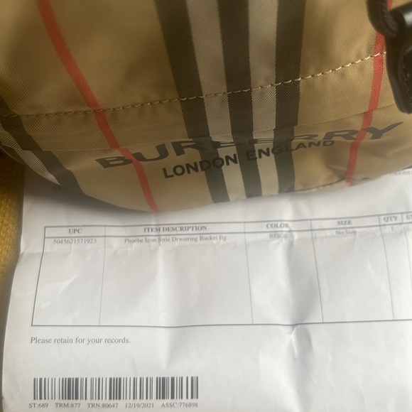 Authentic Burberry bucket bag - Picture 4 of 8